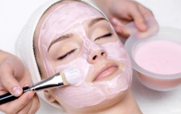 طرق طبيعية للعناية بالبشرة في الصيف