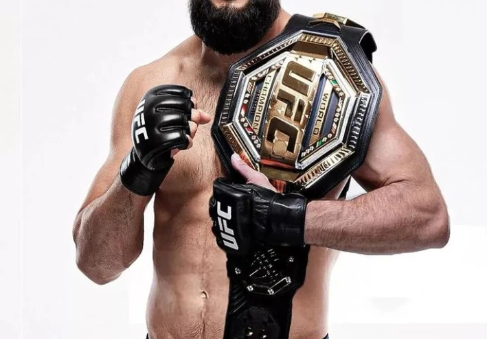 قصة مقاتل الUFC حبيب نورمحمدوف