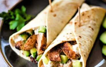 طريقة عمل الشاورما في المنزل بخطوات سهلة ومكونات بسيطة تنافس المطاعم