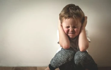 الآباء العنيفة الخراب لمدى الحياة