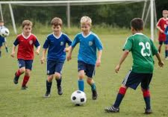 6 أسرار ليكون ابنك محترفًا كرة قدم بالدورى السعودى