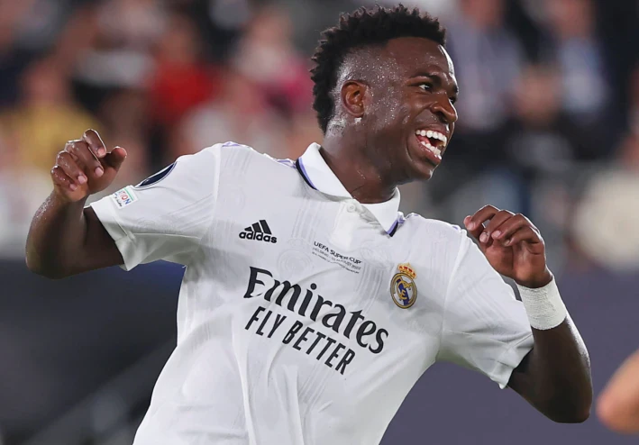 نجم ريال مدريد أغلي لأعب برازيلي في العالم