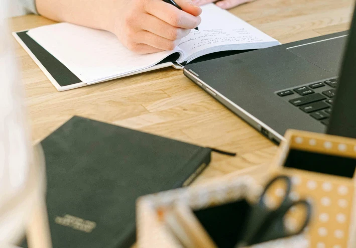 كيفية تحقيق الربح من كتابة المقالات؟ أهم الخطوات لدخول عالم الكتابة والربح منها