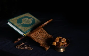 القرآن الكريم: كيف يضيء دروب حياتنا اليومية؟ 📖🌟