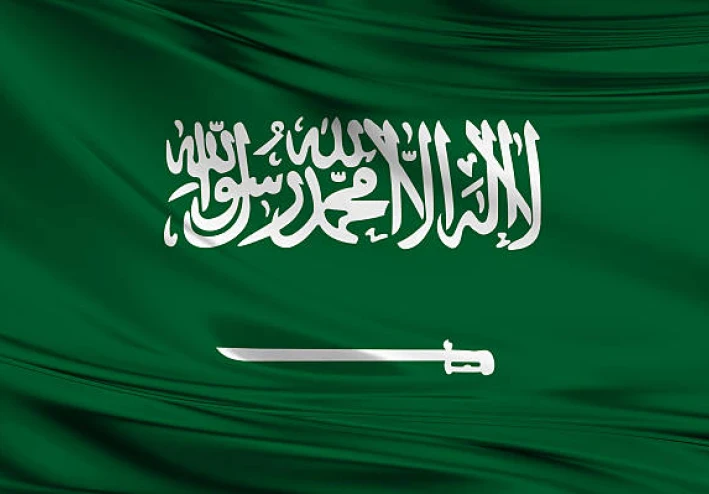 نظام الكفالة الجديد في السعودية 2025: إصلاحات شاملة تعيد تشكيل سوق العمل
