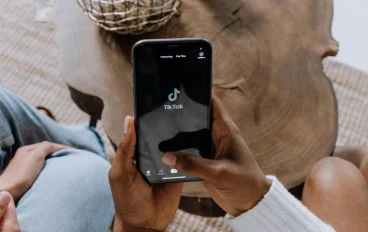 🎯 الربح من التيك توك في 30 يوم: خطة واقعية للشباب اللي عايز يبدأ صح