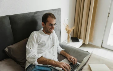 كيف تربح من كتابة المحتوى العربي بأسلوب يرضي الله ويحقق النجاح"