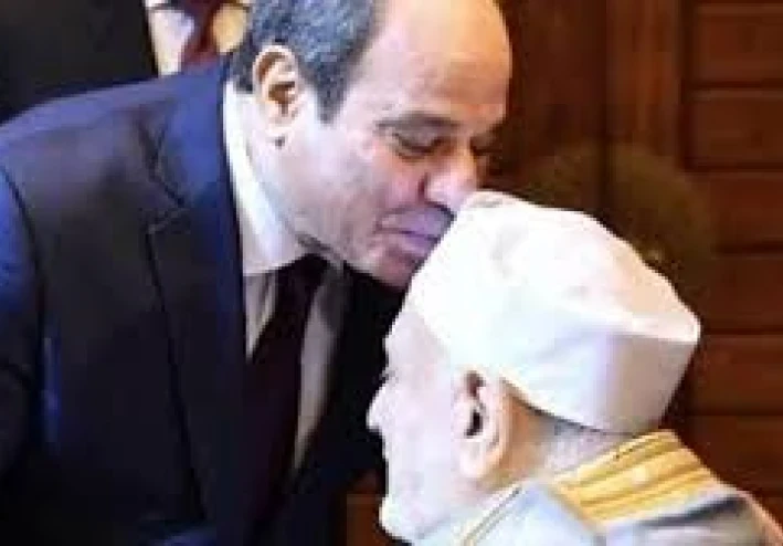 لماذا حزن الرئيس السيسى لوفاة د. احمد عمر هاشم وقام بتقبيل راسة فى اكثر من مناسبة