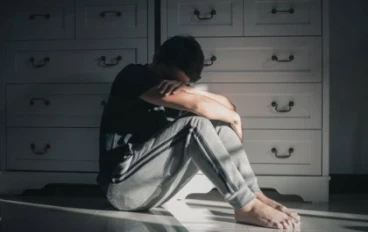 السلوك الانتحاري: المتغيرات ذات الصلة