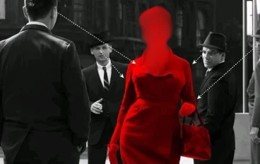 التنويم المغناطيسي للتبرج: فهم النفوذ الجنسي وأثره على الرجال