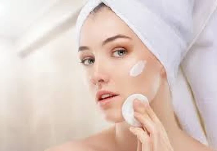 سرّ المحافظة على البشرة   كيف تحافظين عليها مشرقة وصحية