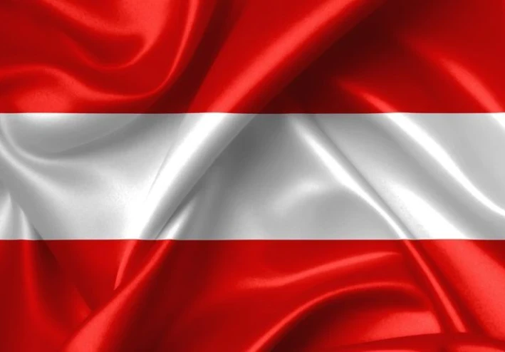 الطبق الرئيسي في النمسا: شنِيتزل فيينا.. رمز المطبخ النمساوي الأصيل