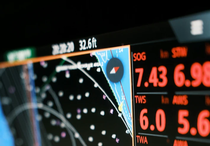 التداول في القرن الحادي والعشرين: دراسة تحليلية للركائز الأساسية والتحولات الرقمية التي أعادت تشكيل الأسواق المالية