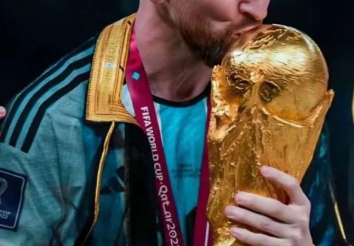 قصة حياة اسطورة كرة القدم ليونيل ميسي