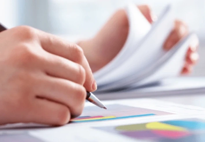 صلة الحصول على التقييمات الأسبوعية لكافة المراحل التعليمية