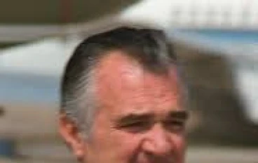 ميغيل دي لا مدريد: رئيس المكسيك الذي واجه أزمات بلاده الاقتصادية والسياسية في الثمانينيات