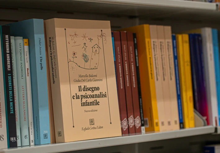 50 كتاباً محورياً في علم النفس الرياضي: من الأساس النظري إلى تطبيق الأداء الذهني المتقدم