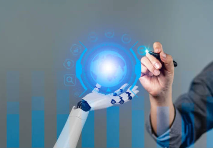 هل الذكاء الاصطناعي (AI) خطر على المبدعين و الكُتّاب؟