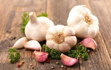  كيف تحمي نفسك من الأورام بمضادات الأكسدة مثل الثوم؟   الدليل العلمي والغذائي الشامل للحماية الطبيعية من السرطان