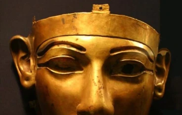 الفرعون شيشنق الثاني: حاكم غامض من الأسرة الحادية والعشرين ومقبرته السليمة في تانيس