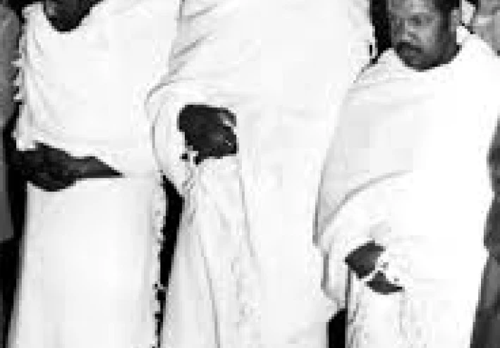 زار مكة المكرمة ثلاث مرات   أسرار ومحطات خفية في حياة محمد علي كلاي