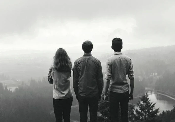 7 أسباب تجعل من الصعب تكوين صداقات