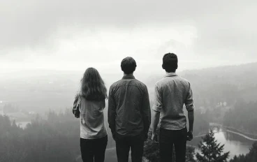 7 أسباب تجعل من الصعب تكوين صداقات