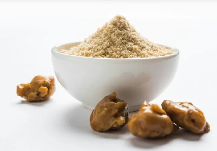 التابل ذو الرائحه النفاذه (الحلتيت)