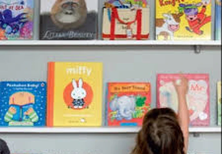 أهمية قراءة الكتب في تنمية شخصية الأطفال