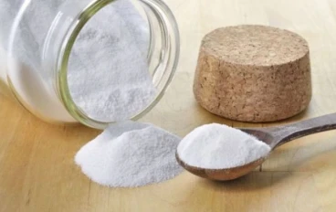 فوائد بيكربونات الصوديوم للجسم: 9 استخدامات مذهلة للبيكينج صودا للصحة والجمال