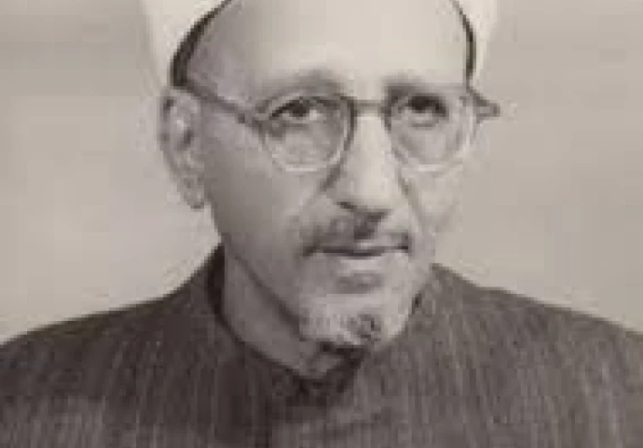 *العالم الأزهري الذي كفّر خطيب الجمعة دفاعًا عن النبي ﷺ: الشيخ محمد شاكر وموقف يهزّ القلوب