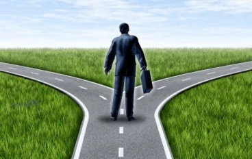 كفانا تبريرًا بالقدر: اعترافٌ بمسؤولية الكسل المُتعمَّد.