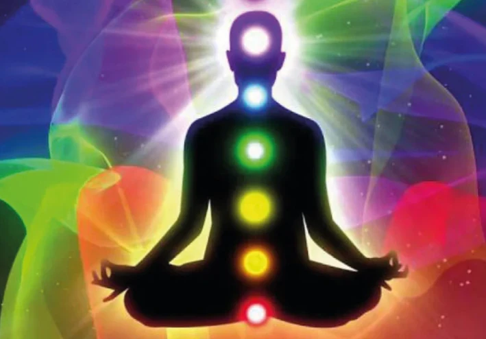 اكتشف أسرار هالتك الطاقية دليل شامل لأنواع الهالات وطرق تفعيلها