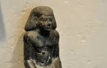 من سبك نفرو إلى أحمس الأول: ملامح التحول السياسي في مصر القديمة