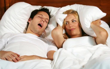  🤯 نومك مش مظبوط؟ ممكن يكون ليه علاقة بـ "نزيف صغير" في المخ! 🤯