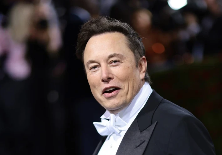 Elon Musk’s Success Story: How Innovation and Boldness Reshaped the World