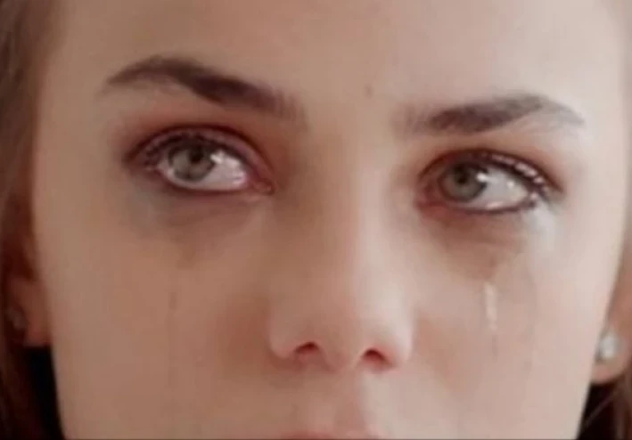 اللعنة التي سكنت أحمد