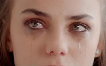 اللعنة التي سكنت أحمد