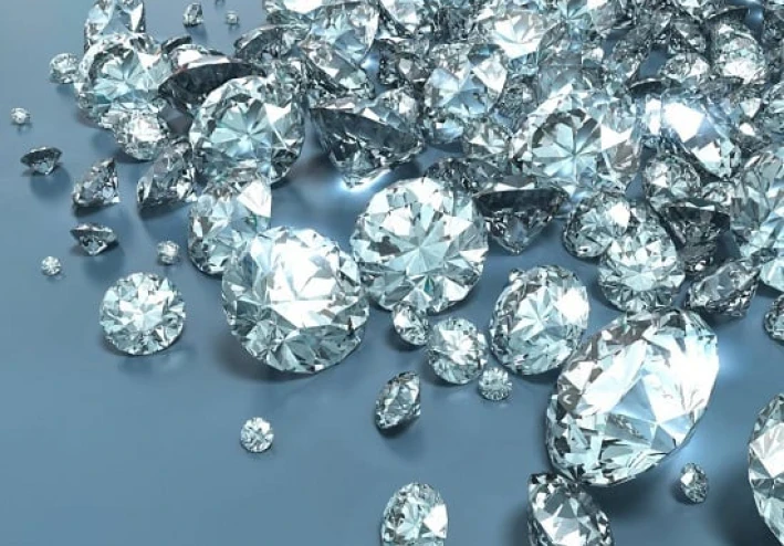 قصة الأحجار الهامسة