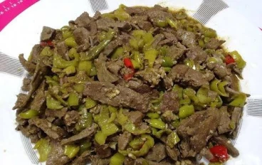 🫓 “كبدة إسكندراني: طريقة سهلة وسريعة في البيت بمذاق الشارع المصري”