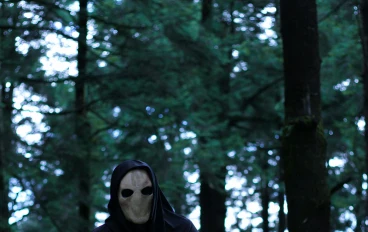 اللعنة التي لاتنام🩸☠️