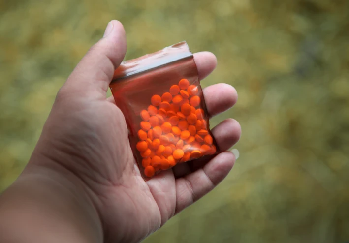 الذهان الناتج عن الأمفيتامينات: الأعراض، الأسباب والعلاج