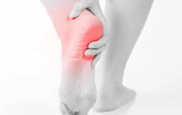 ما هي أسباب آلام القدمين