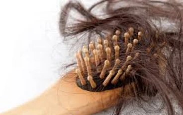 ماذا نأكل عند تساقط الشعر؟