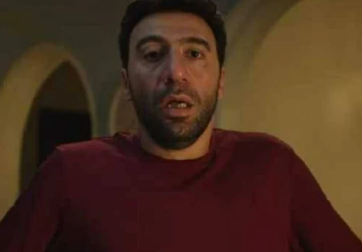 محمد سلام يواجه سارق فيلمه.. ملخص أحداث الحلقة 8 من «كارثة طبيعية» بالتفصيل