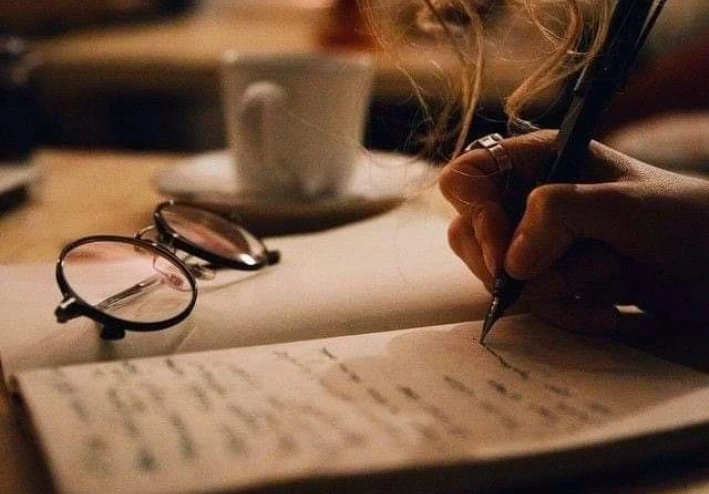 كيفية كتابة قصة قصيرة ممتعة وجذابة