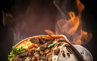 🌯 طريقة عمل الشاورما في المنزل: الوصفة الأصلية بخطوات سهلة وحشوات لذيذة مثل أشهر المطاعم