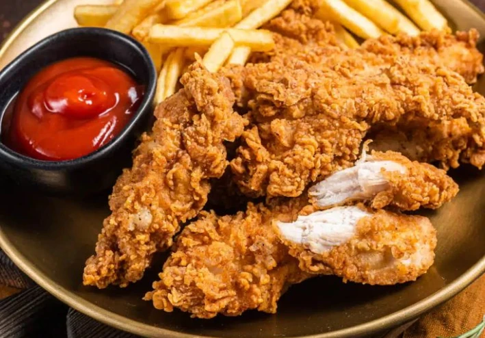 🍗 طريقة عمل ستربس الدجاج المقرمش في المنزل خطوة بخطوة (وصفة مجربة 100%)