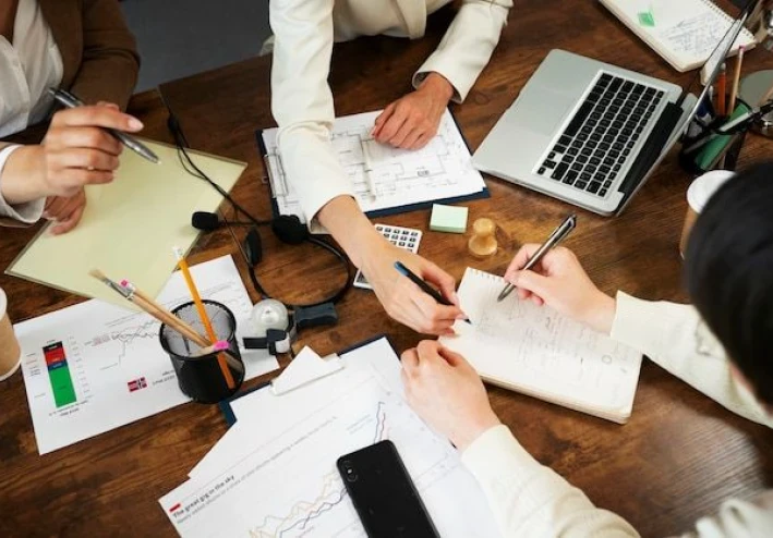 🗞️ أفضل طرق تسويق المشاريع الصغيرة: دليلك الشامل لنجاح مشروعك