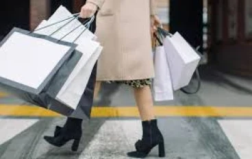 لماذا نصرف بلا وعي؟ أسرار التسوق العاطفي وكيف تتحكم بأموالك